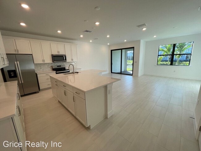 Building Photo - 3 br, 2.5 bath House - 4101 Sonoma Oaks Cir