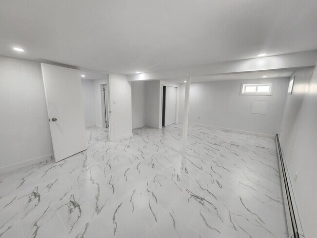 Foto del edificio - 45-58 172nd St