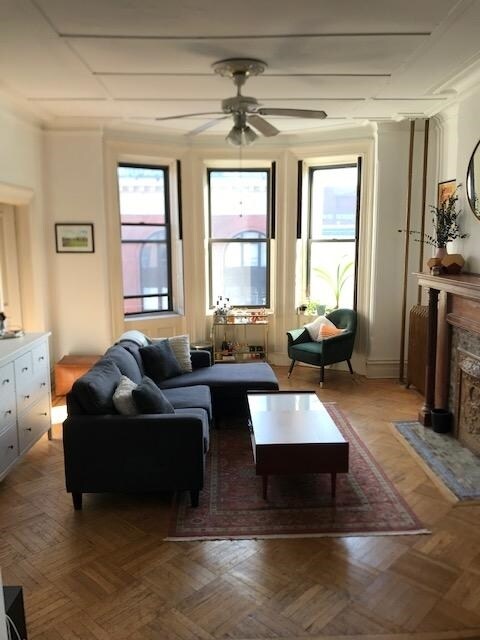 Primary Photo - 520 Hudson St