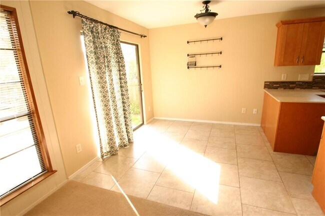 Foto del edificio - 11504 Shakespearean Way