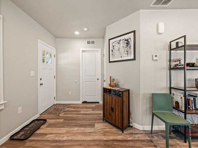 Foto del edificio - Charming Duplex in Prime Fort Collins Loca...