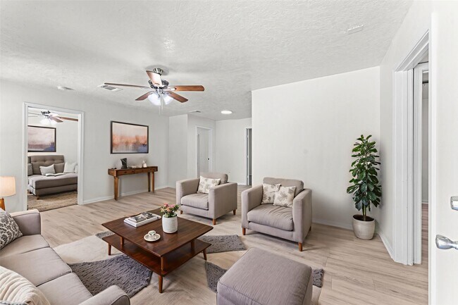 Foto del edificio - 6515 Beekman Rd