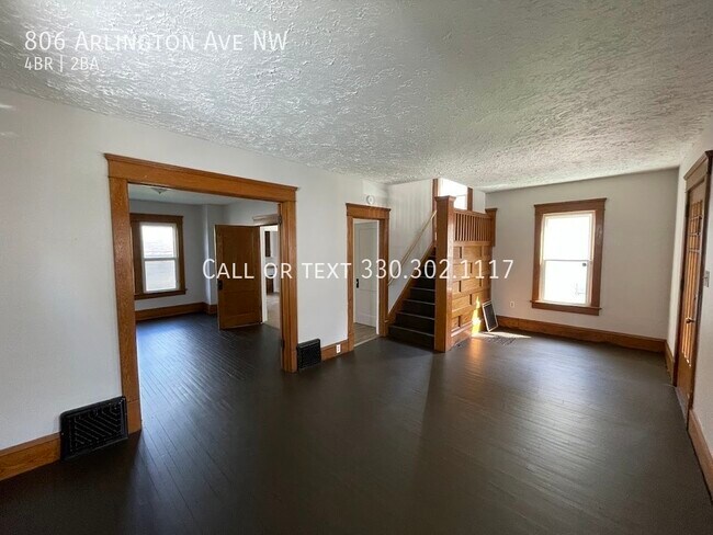 Building Photo - Four bedroom two full bathrooms home for rent
