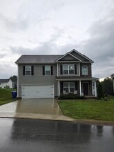 Building Photo - 11351 Narrow Leaf Dr