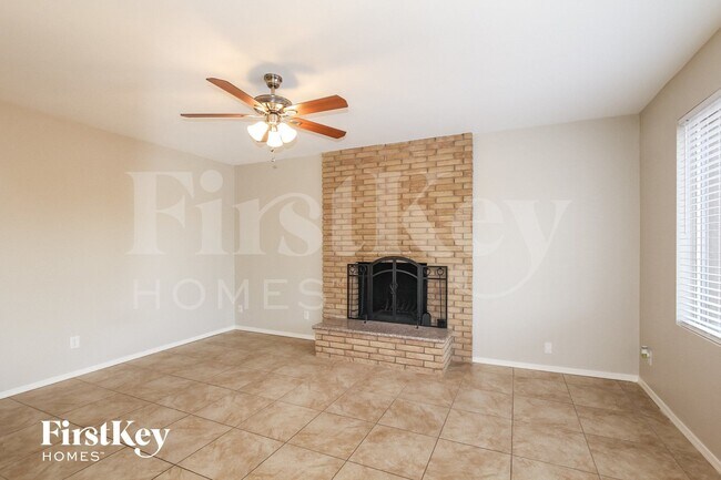 Foto del edificio - 4237 W Brown St