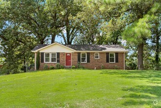 Building Photo - 167 Taft Dr