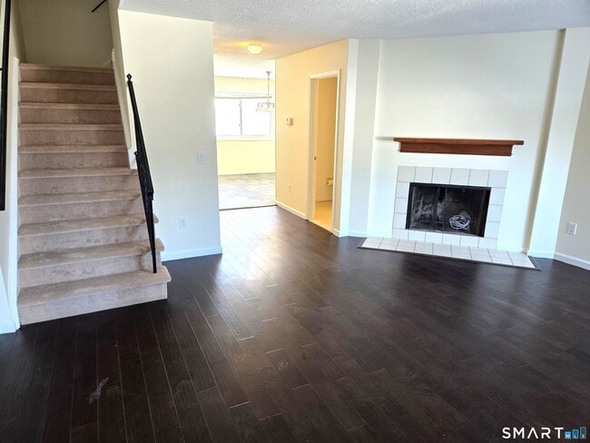 Building Photo - 27 Crows Nest Ln