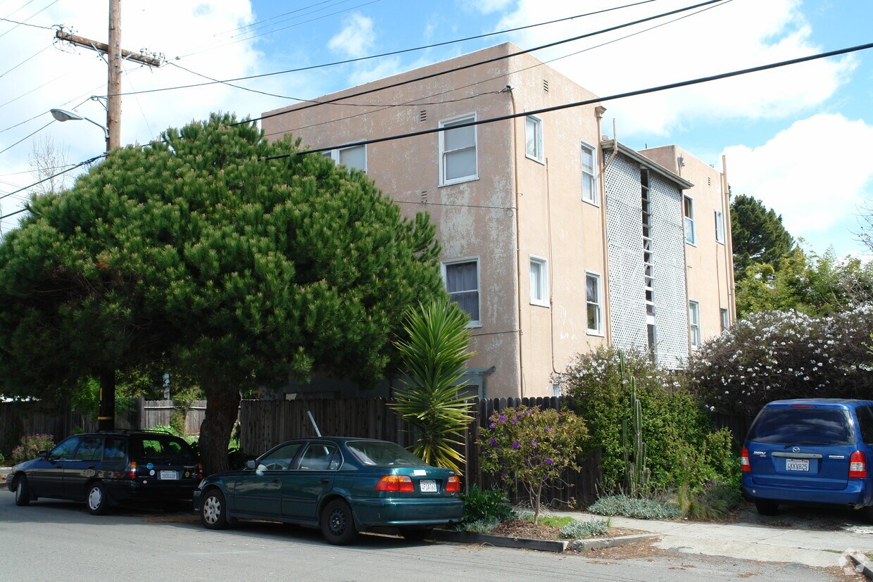 Primary Photo - 2103 Grant St