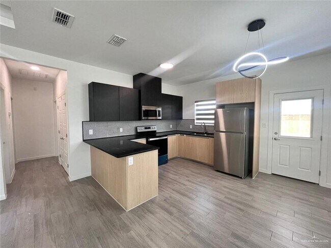 Foto del edificio - 14 Ventura Ave