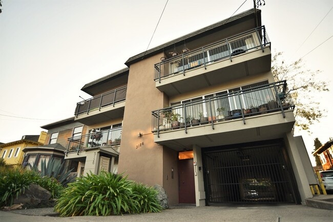 Building Photo - 3126 College Ave
