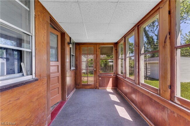 Foto del edificio - 445 E 270th St