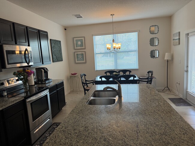 Foto del edificio - 1690 Coulter Ln