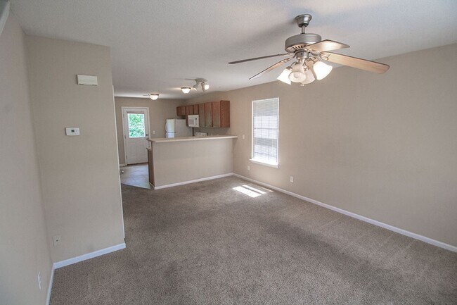 Foto del edificio - 4114-4116 Hidden Creek Ct.