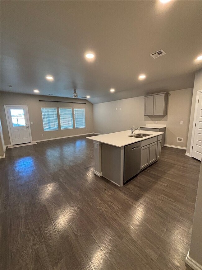 Foto del edificio - 4301 Christina Ct