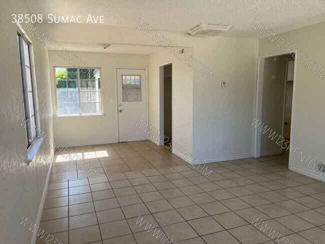 Foto del edificio - 38508 Sumac Ave