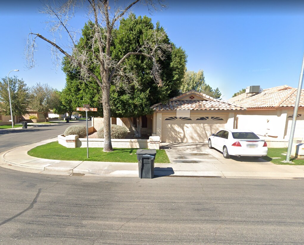 Foto principal - 116 S Crestview St