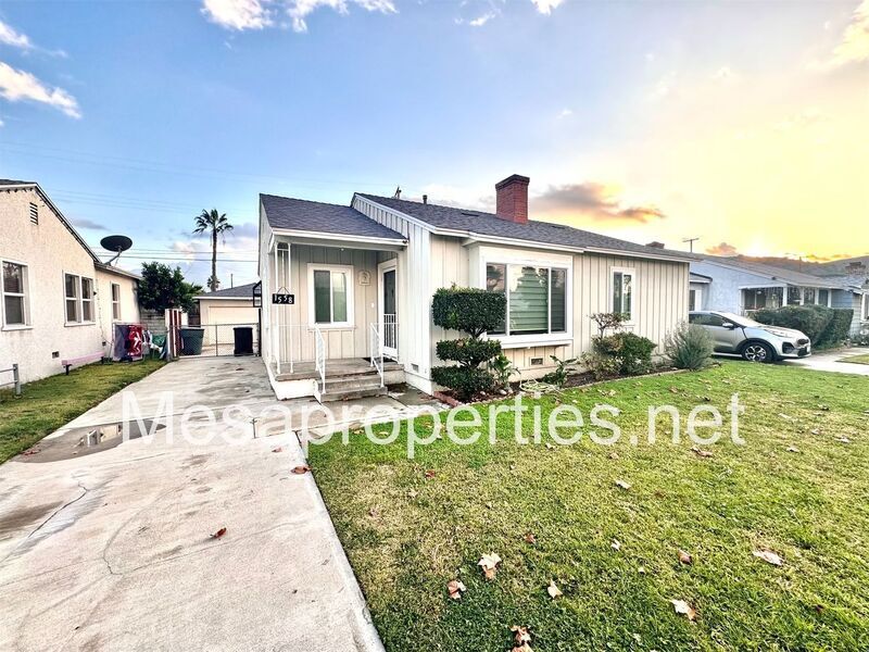 Primary Photo - 1558 W 9th St