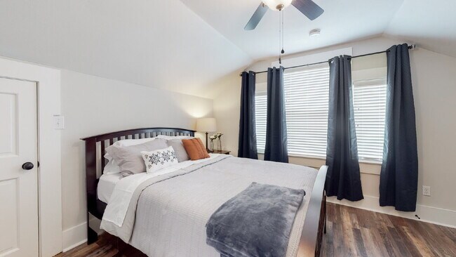 Foto del edificio - Cozy Craftsman Cottage in Savannah