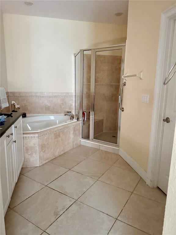 Building Photo - 6831 Sun N Lake Blvd