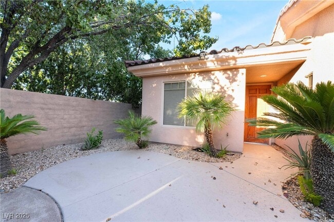 Building Photo - 1 Emerald Dunes Cir