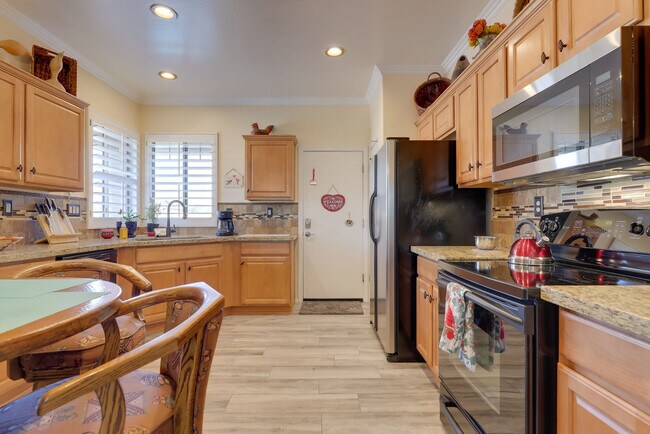 Building Photo - 1749 W Owens Way