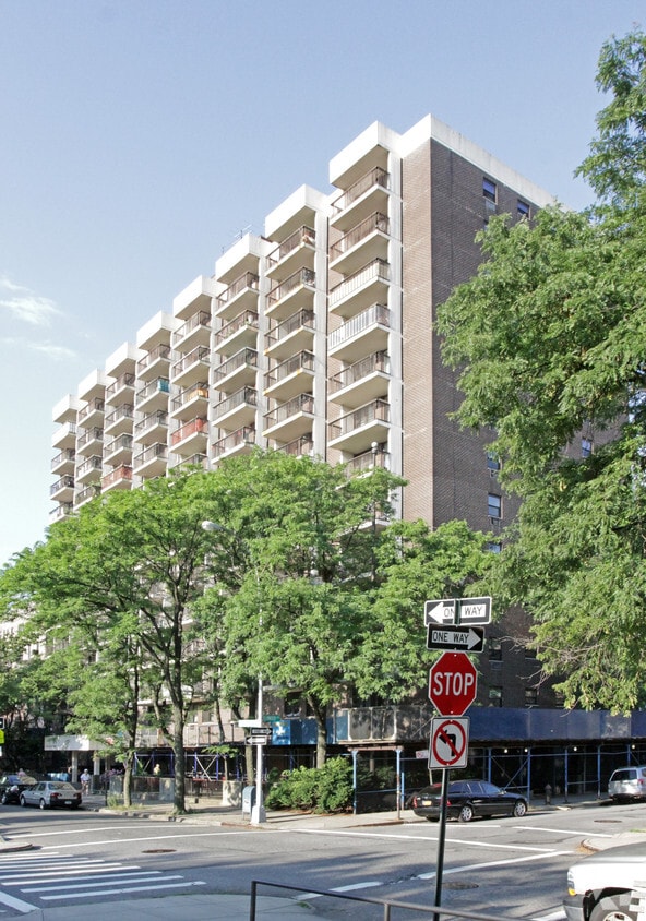 Primary Photo - Marien Heim Tower & Senior Center