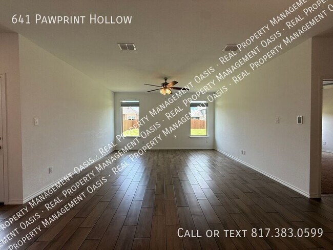 Foto del edificio - 641 Pawprint Holw