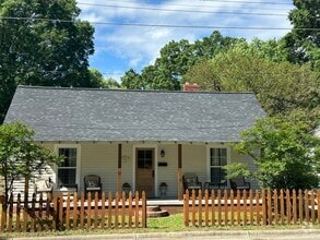 Building Photo - 317 E Wilson Ave