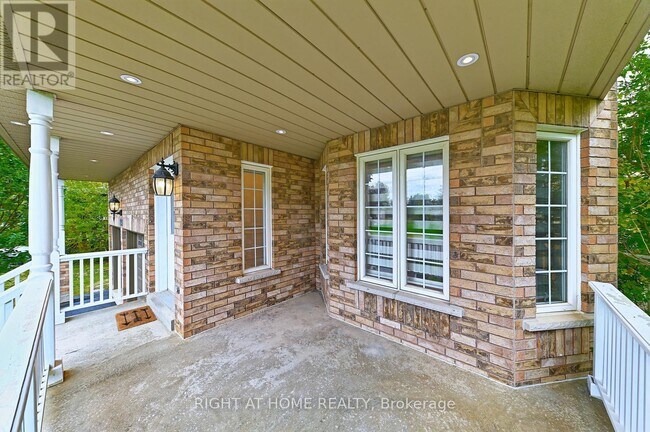 Building Photo - 6843 Campbell Settler Ct