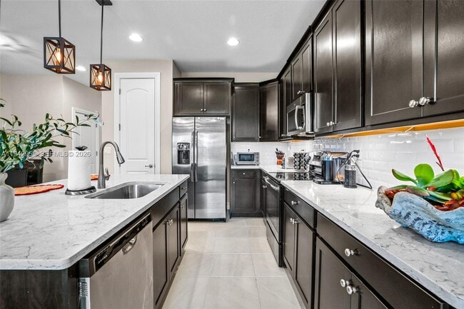 Building Photo - 10103 Akenside Dr