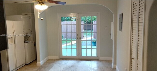 Foto del edificio - 1378 SW 26th Ave