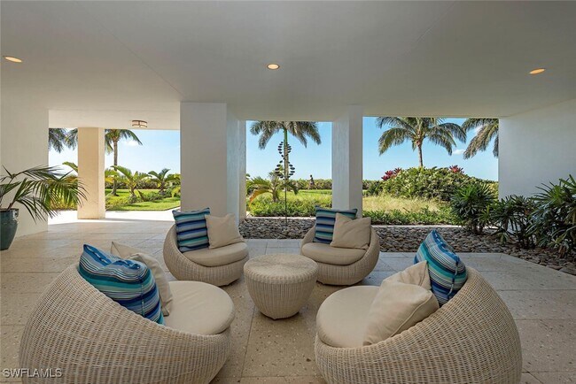 Building Photo - 4051 Gulf Shore Blvd N