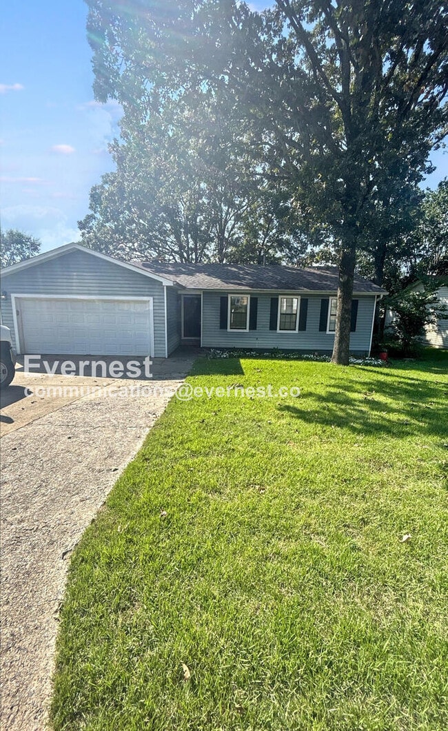 Building Photo - 710 Autumnbrook Cir