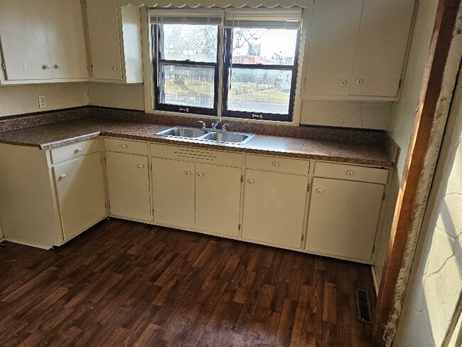 Foto del edificio - 1627 Norton