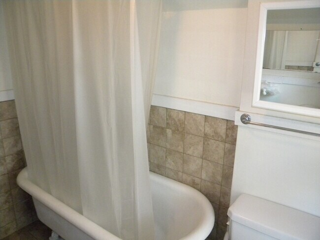 Foto del edificio - 414 8th St SE