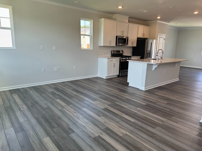 Building Photo - Room in Townhome on Kasota Ln