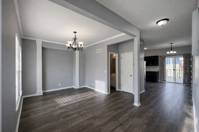 Foto del edificio - Spacious 4-Bedroom Home in South Kansas City!