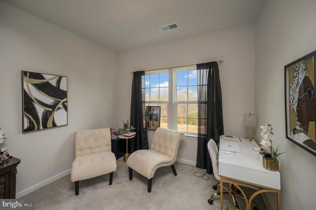 Building Photo - 7977 Independence Dr