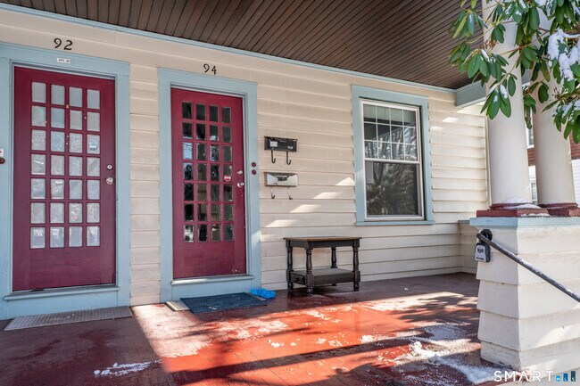 Building Photo - 94 Fairfield Ave