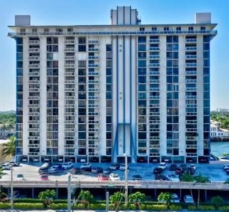 Foto principal - 1600 S Ocean Dr
