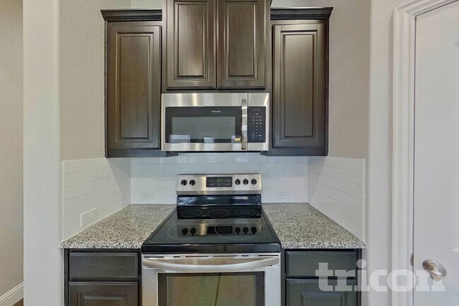 Foto del edificio - 536 Longhorn Ln