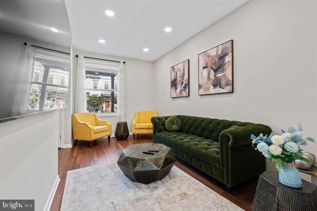 Foto del edificio - 444 Kenyon St NW