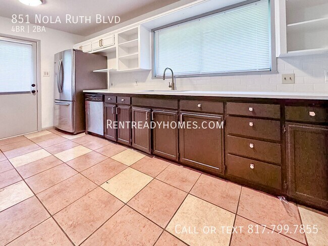 Building Photo - 851 Nola Ruth Blvd