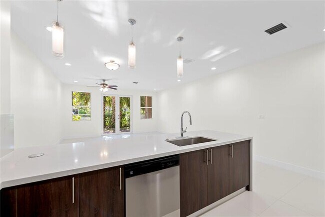 Foto del edificio - 1432 SW 4th Ave