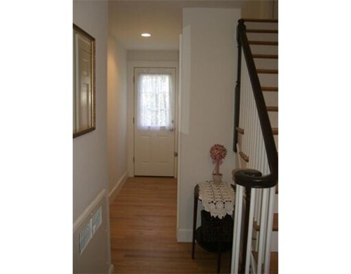 Building Photo - 376 Lexington St