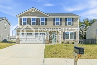 Building Photo - 1645 Juniper Ln