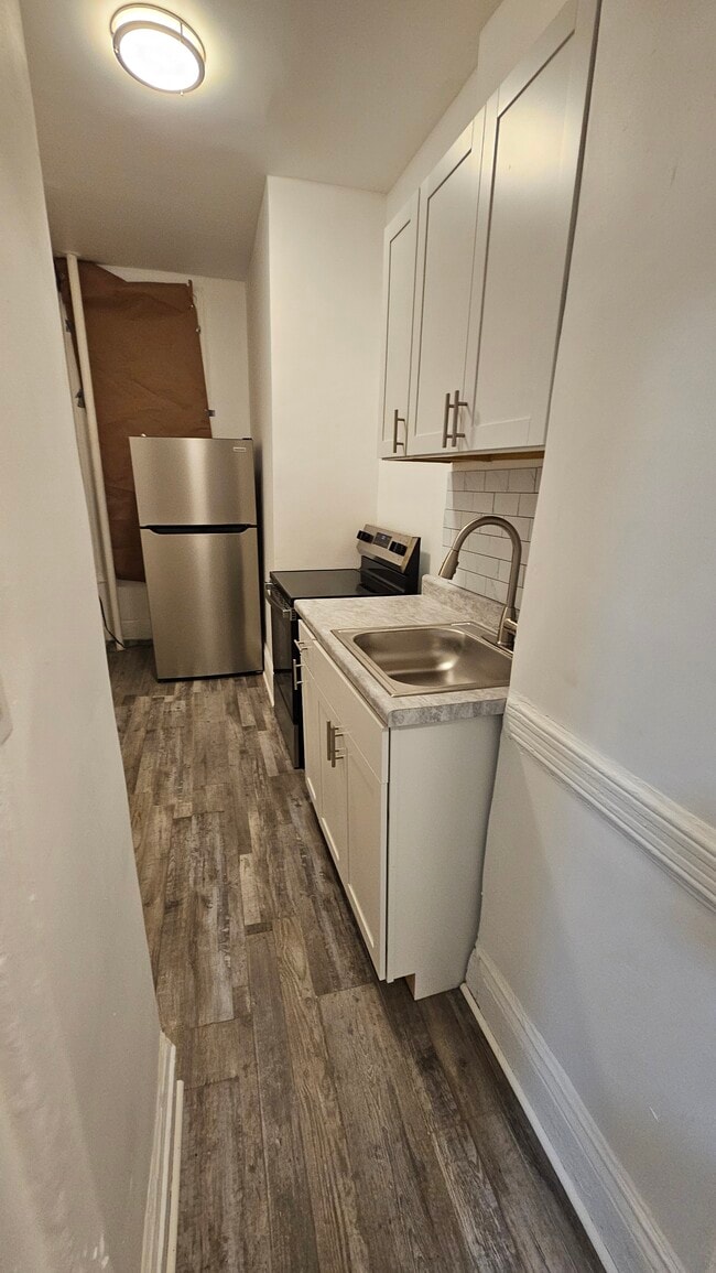 Building Photo - 788 Macon St