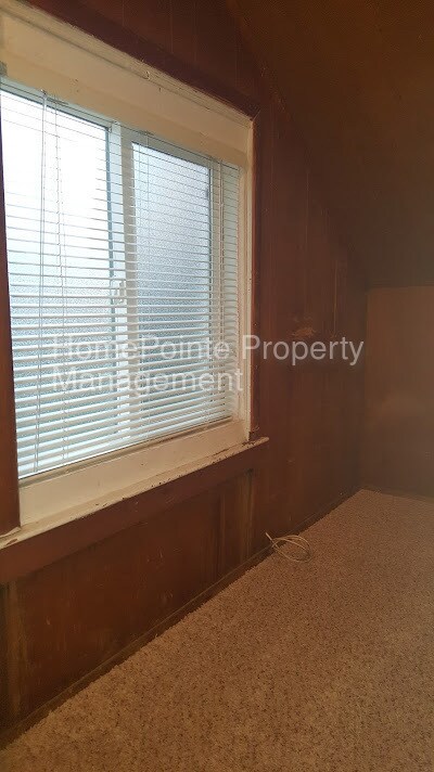 Building Photo - 3430 San Carlos Way