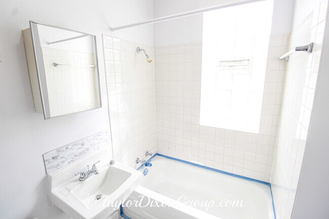 Foto del edificio - 508 E 70th St