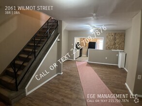 Building Photo - 2061 Wilmot St